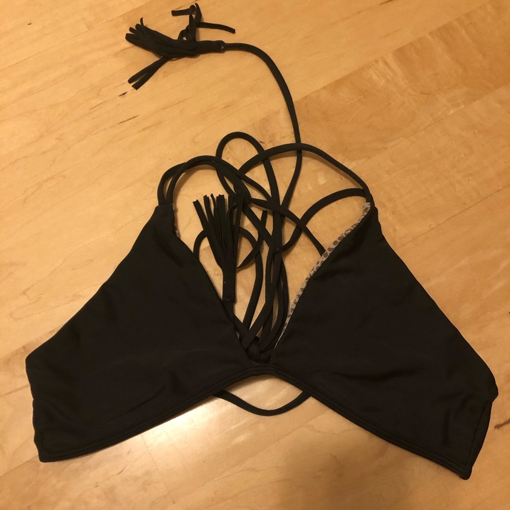 Acacia Okinawa Top